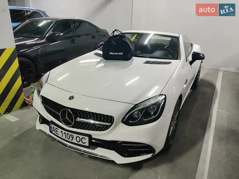 Mercedes-Benz SLC-Class 2018