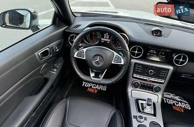Родстер Mercedes-Benz SLC-Class 2019 в 