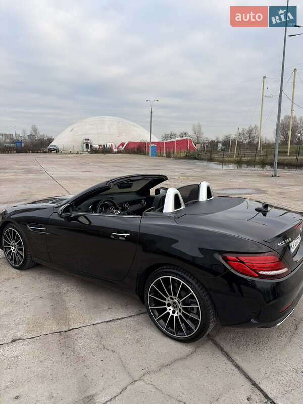 Родстер Mercedes-Benz SLC-Class 2018 в Киеве