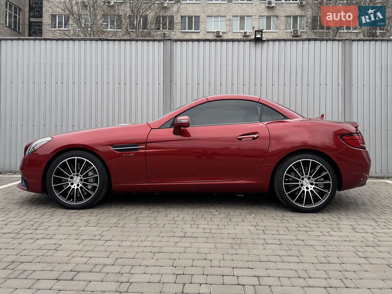 Родстер Mercedes-Benz SLC-Class 2018 в Дніпрі