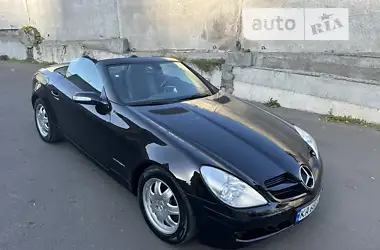 Mercedes-Benz SLK-Class 2004