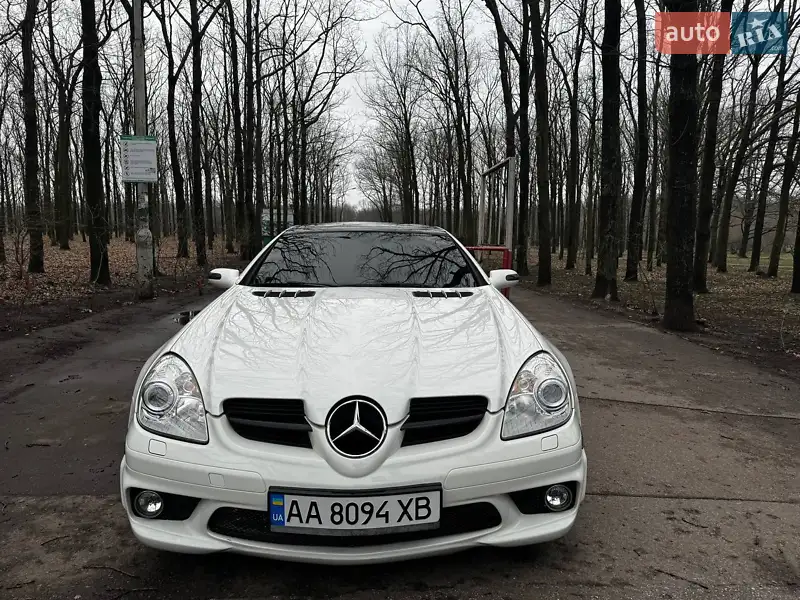 Mercedes-Benz SLK-Class