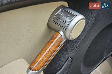 Родстер Mercedes-Benz SLK-Class 2010 в 