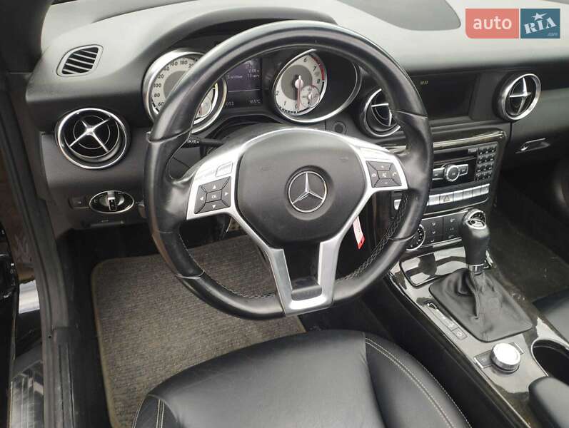 Родстер Mercedes-Benz SLK-Class 2011 в Долині