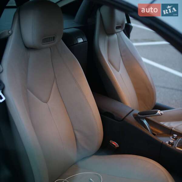 Родстер Mercedes-Benz SLK-Class 2010 в Киеве