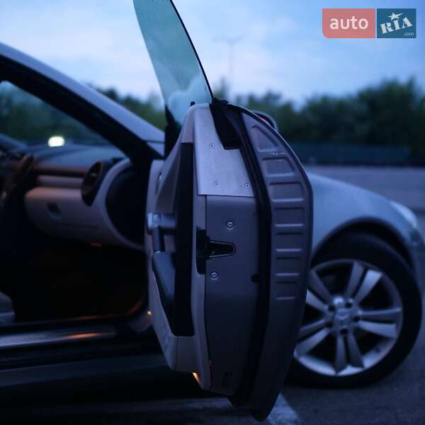 Родстер Mercedes-Benz SLK-Class 2010 в Киеве