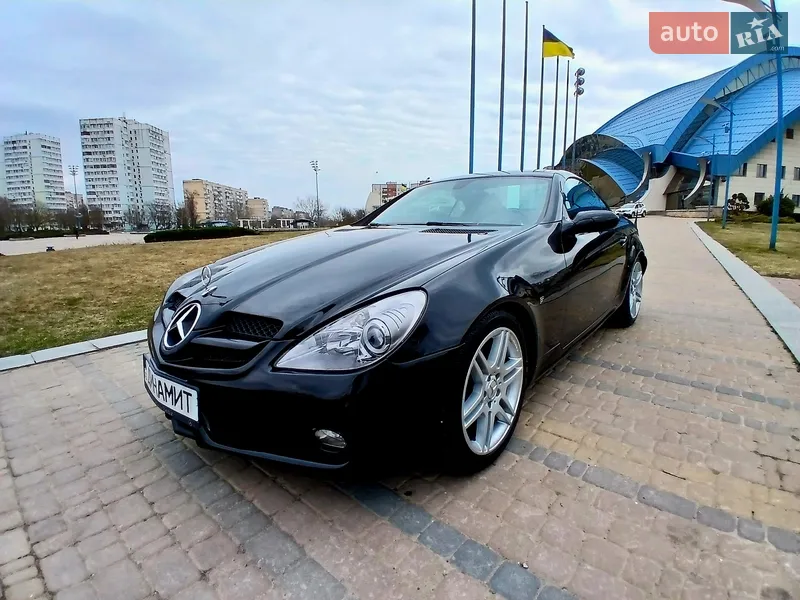 Mercedes-Benz SLK-Class