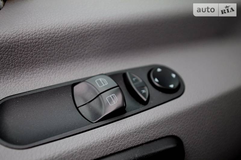 Грузовой фургон Mercedes-Benz Sprinter 2012 в Полтаве