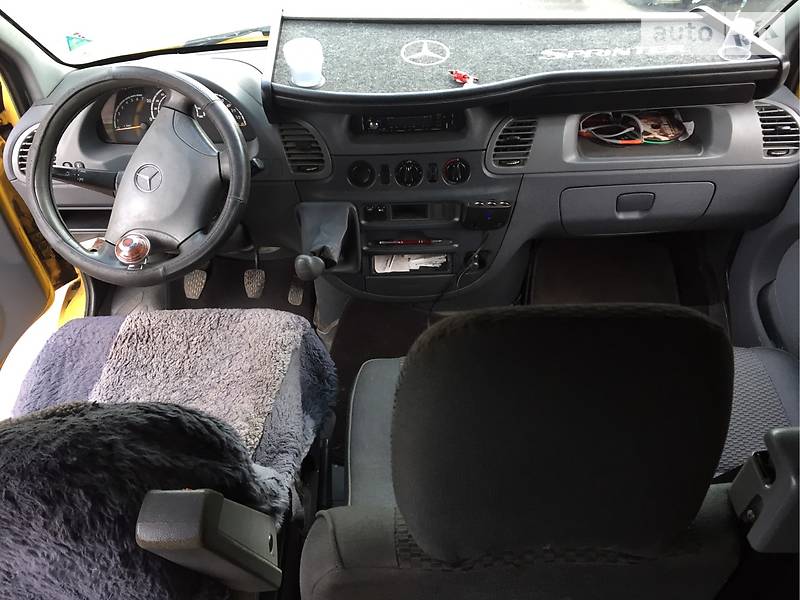 Микроавтобус Mercedes-Benz Sprinter 2004 в Шумске