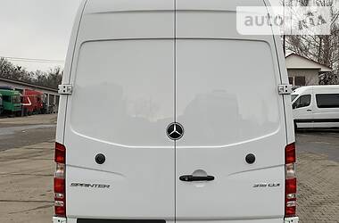 Грузовой фургон Mercedes-Benz Sprinter 2016 в Черновцах