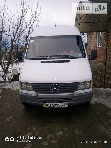 Грузовой фургон Mercedes-Benz Sprinter 1999 в Баре фото Грузовой фургон Mercedes-Benz Sprinter 1999 в Баре