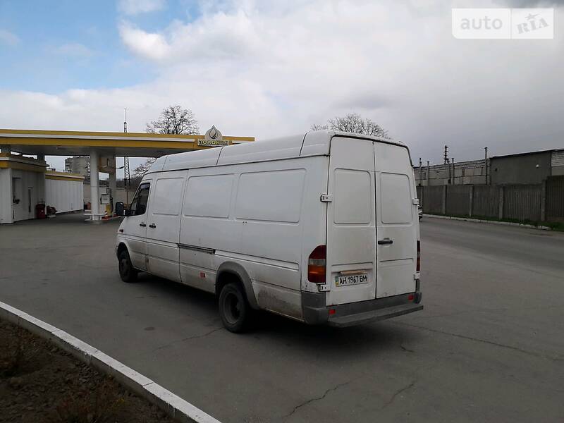 Вантажний фургон Mercedes-Benz Sprinter 2002 в Запоріжжі