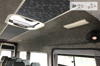 Микроавтобус Mercedes-Benz Sprinter 2004 в 