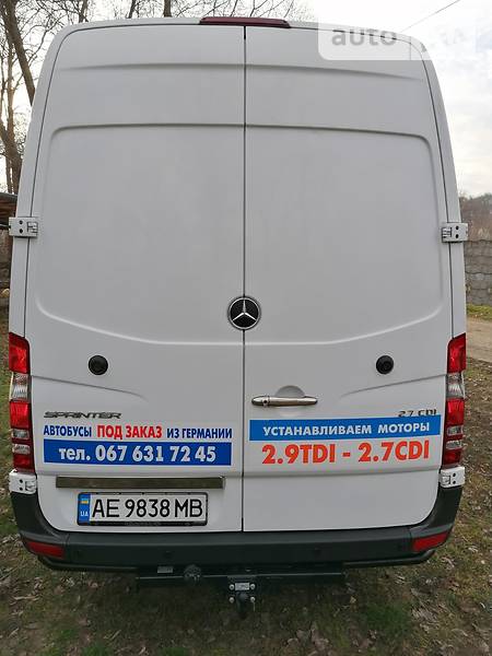Вантажний фургон Mercedes-Benz Sprinter 2015 в 