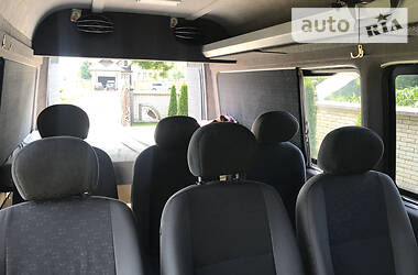 Мікроавтобус Mercedes-Benz Sprinter 2004 в 