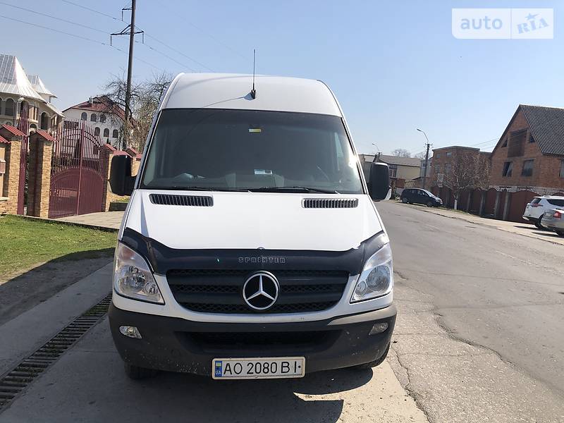 Мікроавтобус Mercedes-Benz Sprinter 2013 в Тячеві