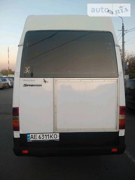Мікроавтобус Mercedes-Benz Sprinter 2000 в Кривому Розі