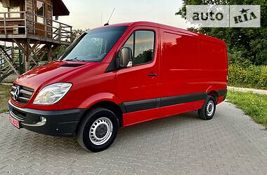 Грузопассажирский фургон Mercedes-Benz Sprinter 2011 в Ровно