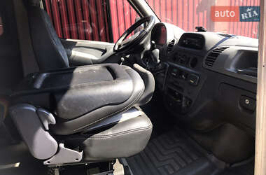 Микроавтобус Mercedes-Benz Sprinter 2005 в 