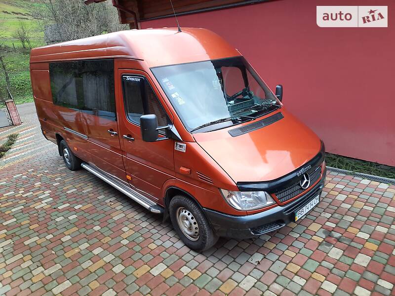 Микроавтобус Mercedes-Benz Sprinter 2004 в Межгорье