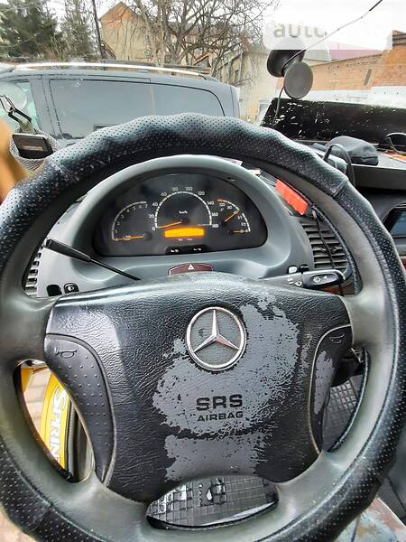 Микроавтобус Mercedes-Benz Sprinter 2002 в Сокирянах