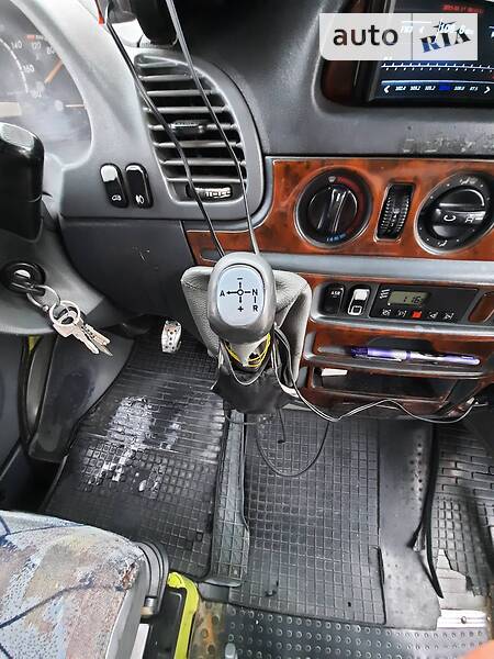 Микроавтобус Mercedes-Benz Sprinter 2002 в Сокирянах