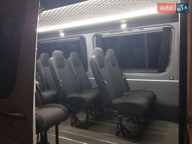 Микроавтобус Mercedes-Benz Sprinter 2016 в Ирпене фото 5 Микроавтобус Mercedes-Benz Sprinter 2016 в Ирпене