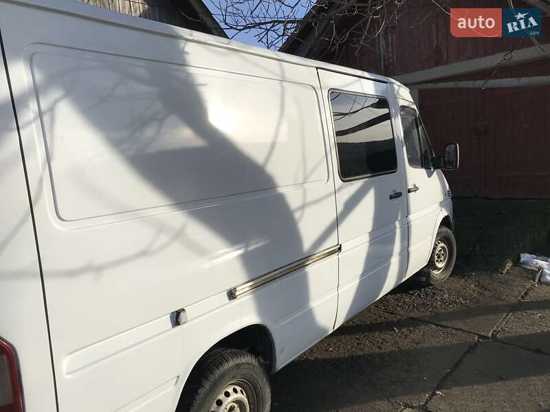 Мікроавтобус Mercedes-Benz Sprinter 2004 в Монастириській