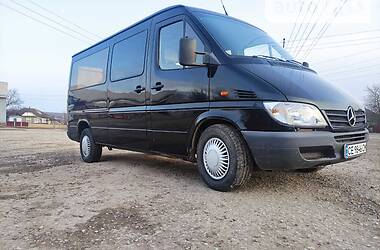 Микроавтобус Mercedes-Benz Sprinter 2002 в Новоселице