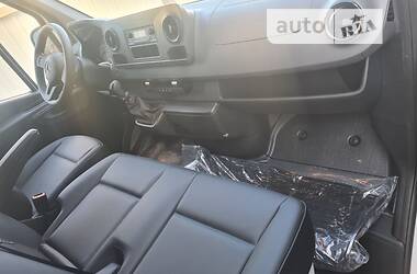 Грузовой фургон Mercedes-Benz Sprinter 2021 в 