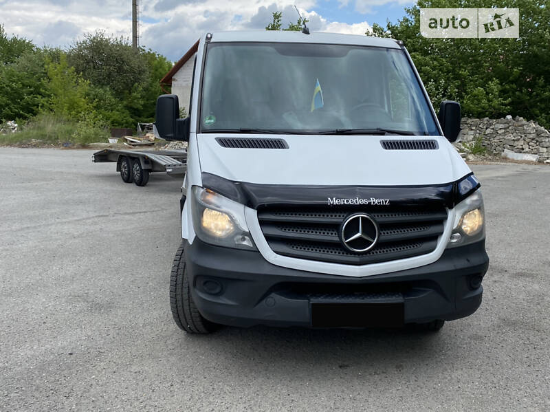 Mercedes-Benz Sprinter 2015 в 