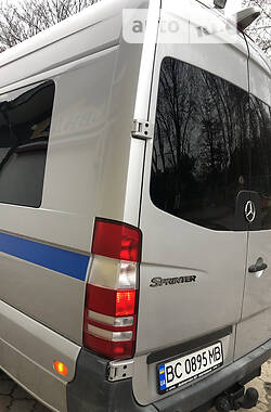 Мікроавтобус Mercedes-Benz Sprinter 2013 в Новояворівську