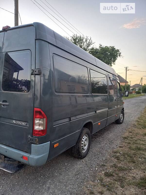 Микроавтобус Mercedes-Benz Sprinter 2005 в Берегово