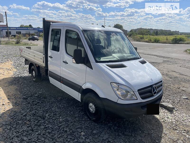 Борт Mercedes-Benz Sprinter 2011 в Гайвороні