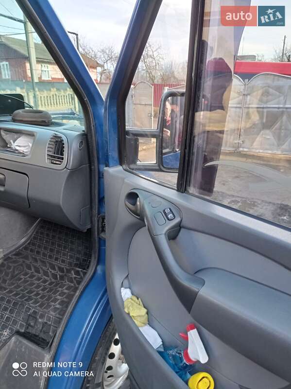 Микроавтобус Mercedes-Benz Sprinter 2006 в Кицмани