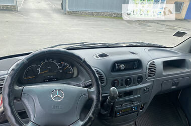 Грузовой фургон Mercedes-Benz Sprinter 2004 в Виньковцах