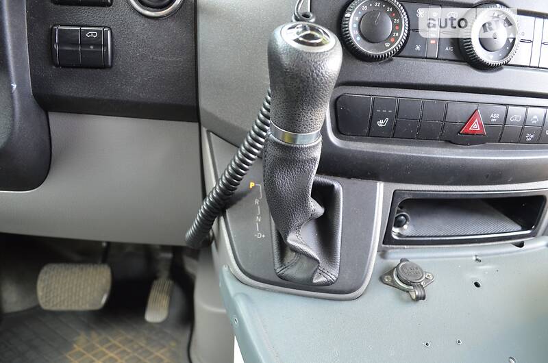 Автомобіль швидкої допомоги Mercedes-Benz Sprinter 2016 в Києві