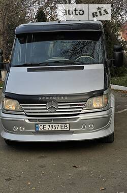 Микроавтобус Mercedes-Benz Sprinter 2005 в 