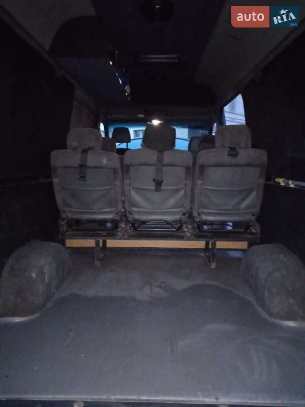 Микроавтобус Mercedes-Benz Sprinter 2006 в Городке