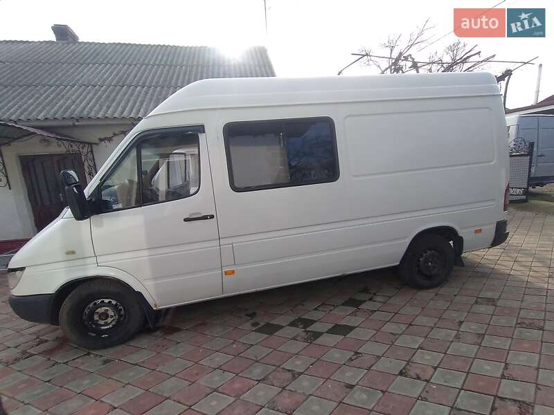Mercedes-Benz Sprinter 2003