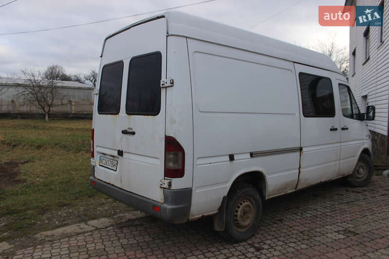 Микроавтобус Mercedes-Benz Sprinter 2001 в Межгорье