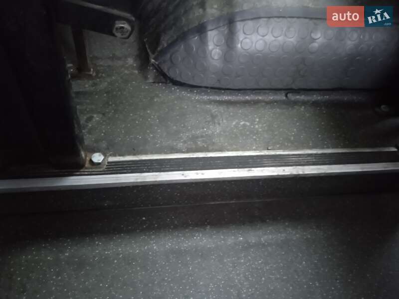 Мікроавтобус Mercedes-Benz Sprinter 1999 в Києві фото 4 Мікроавтобус Mercedes-Benz Sprinter 1999 в Києві