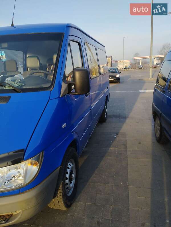 Микроавтобус Mercedes-Benz Sprinter 2004 в Луцке