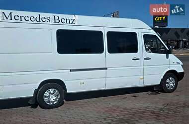 Микроавтобус Mercedes-Benz Sprinter 2001 в  Микроавтобус Mercedes-Benz Sprinter 2001 в