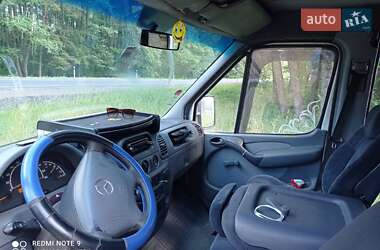 Микроавтобус Mercedes-Benz Sprinter 2001 в  фото 10 Микроавтобус Mercedes-Benz Sprinter 2001 в