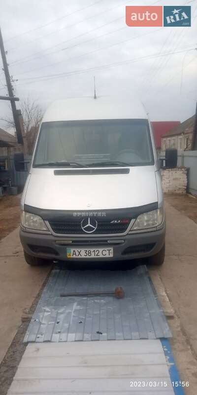 Микроавтобус Mercedes-Benz Sprinter 2005 в Изюме
