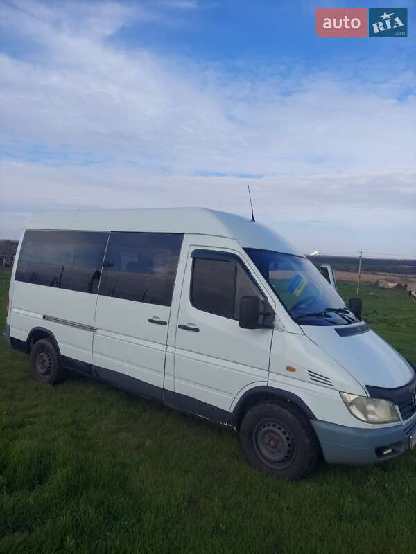 Mercedes-Benz Sprinter 2005