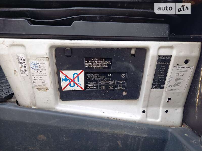 Микроавтобус Mercedes-Benz Sprinter 2005 в Черкассах фото 18 Микроавтобус Mercedes-Benz Sprinter 2005 в Черкассах