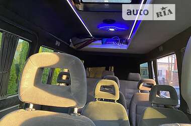 Вантажопасажирський фургон Mercedes-Benz Sprinter 2005 в 