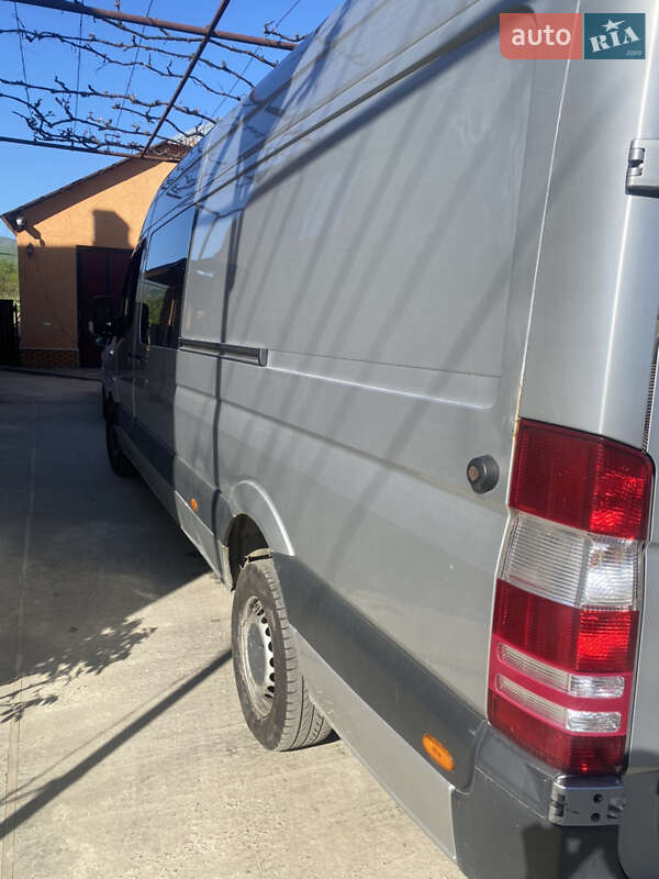 Микроавтобус Mercedes-Benz Sprinter 2007 в Иршаве
